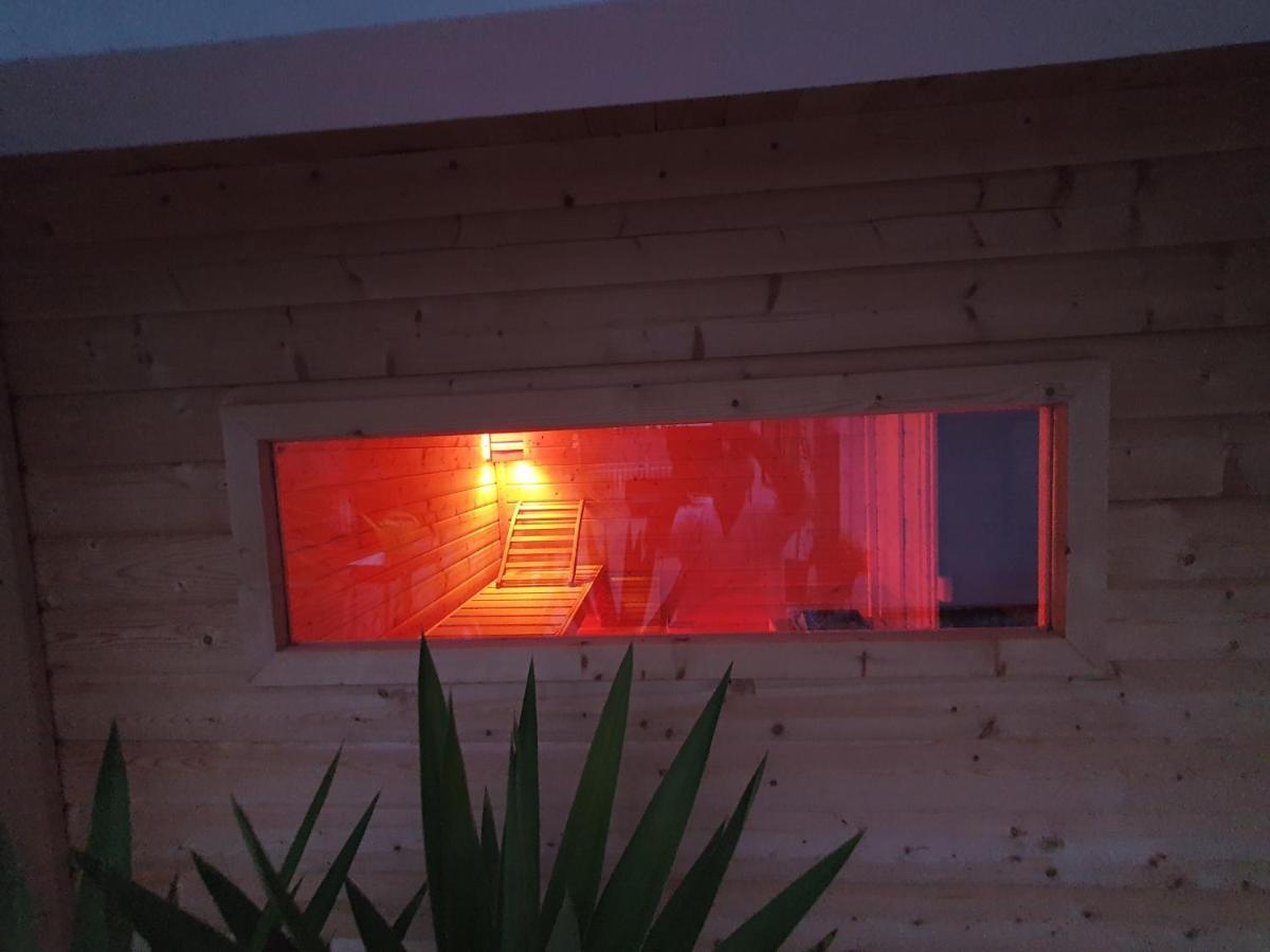 Haus Sonnenweg 6 Auf Der Sonnenseite Im Westerwald Höhr-Grenzhausen Eksteriør bilde