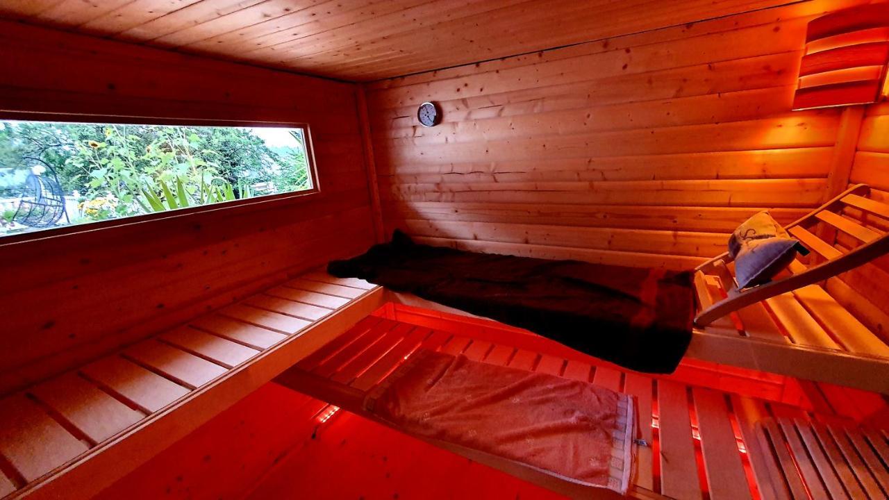 Haus Sonnenweg 6 Auf Der Sonnenseite Im Westerwald Höhr-Grenzhausen Eksteriør bilde